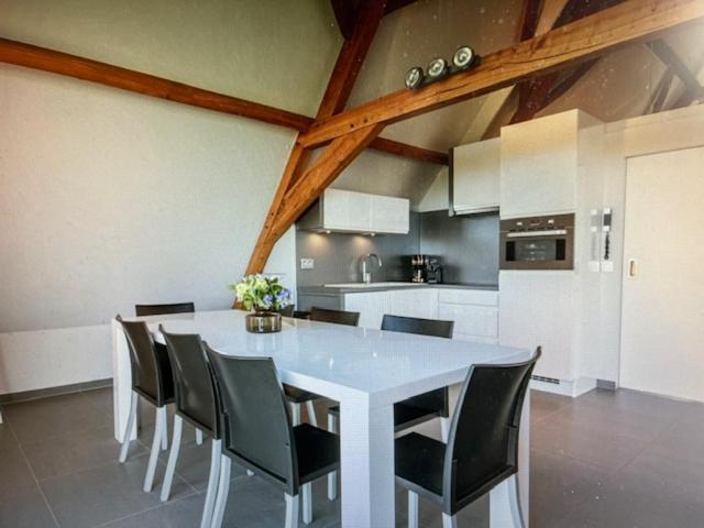 Schravenhoek Met Indoorzwembad En Sauna Veurne Buitenkant foto