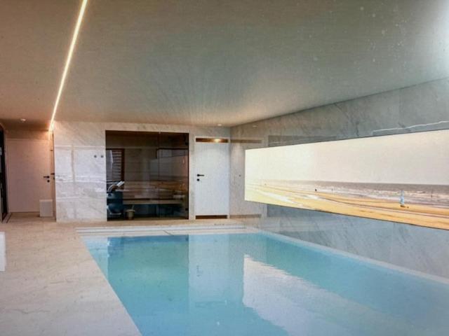 Schravenhoek Met Indoorzwembad En Sauna Veurne Buitenkant foto