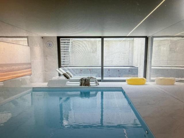 Schravenhoek Met Indoorzwembad En Sauna Veurne Buitenkant foto