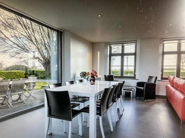 Schravenhoek Met Indoorzwembad En Sauna Veurne Buitenkant foto